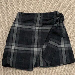 WILFRED wrap skirt- good condition - SIZE 0
